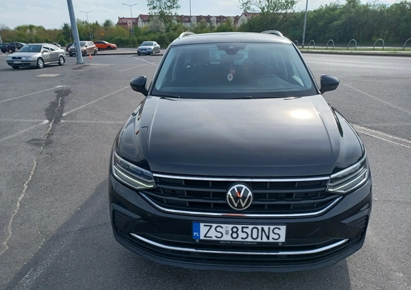 Volkswagen Tiguan cena 103900 przebieg: 63860, rok produkcji 2021 z Goleniów małe 121